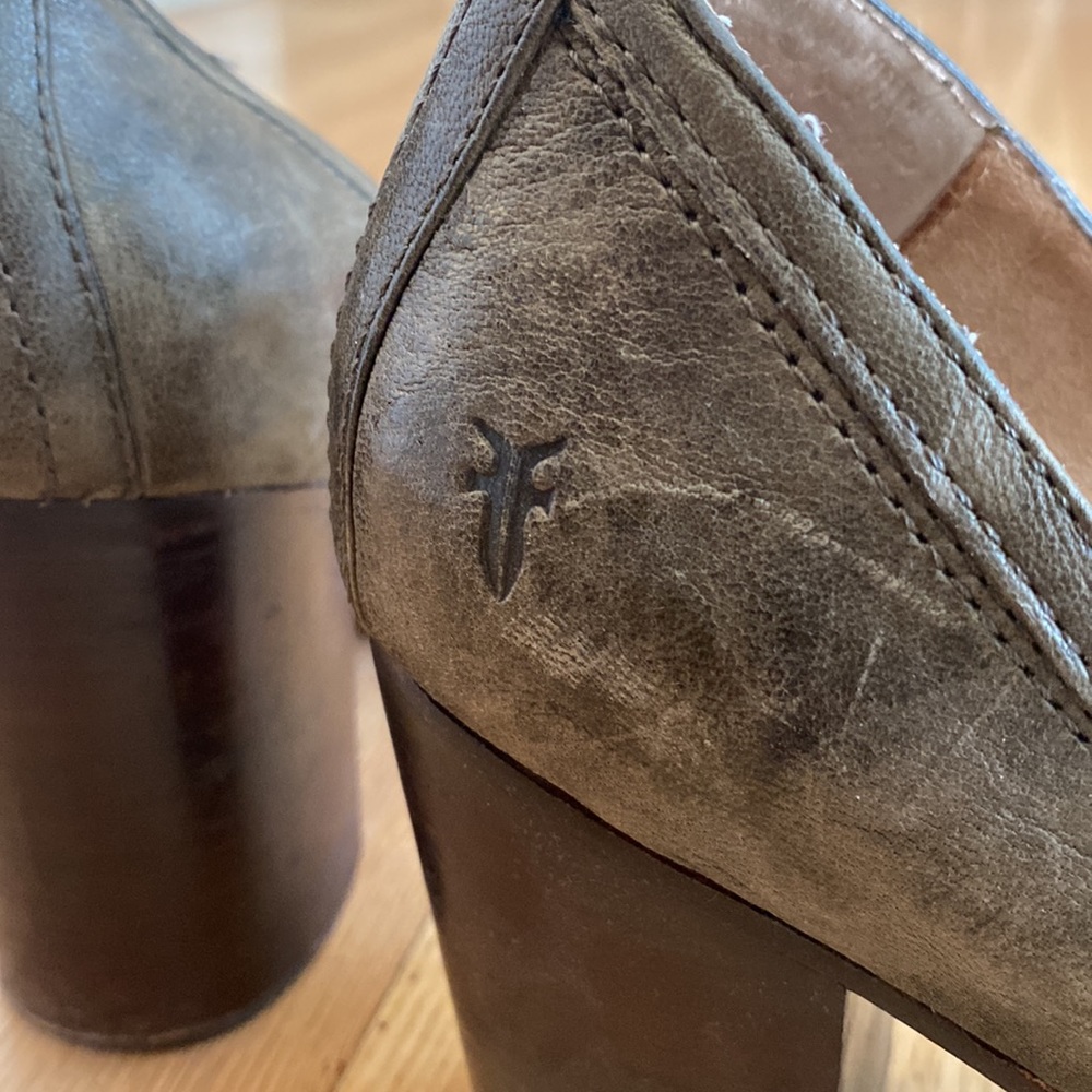 FRYE CARSON PUMP SIZE 11